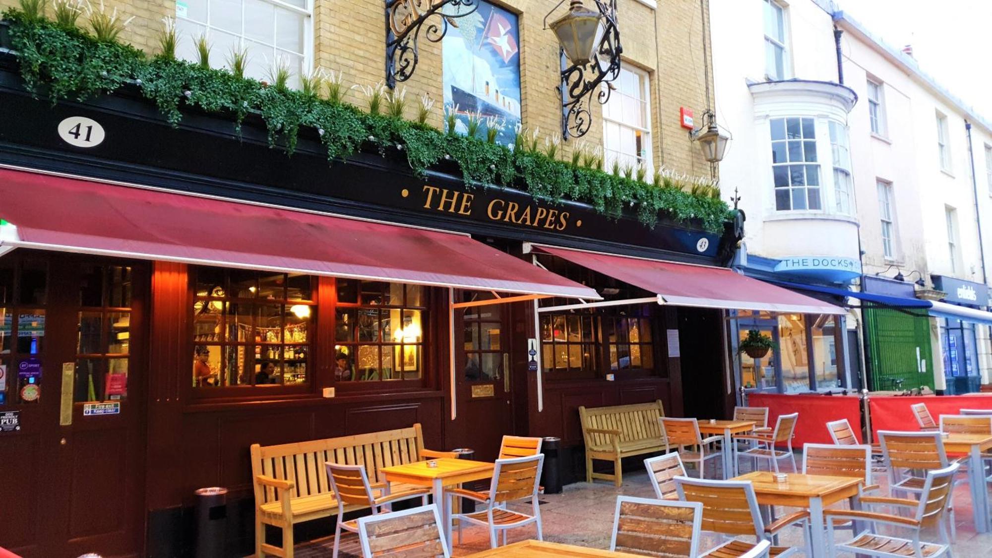 The Grapes Pub Hotel เซาธ์แธมป์ตัน ภายนอก รูปภาพ